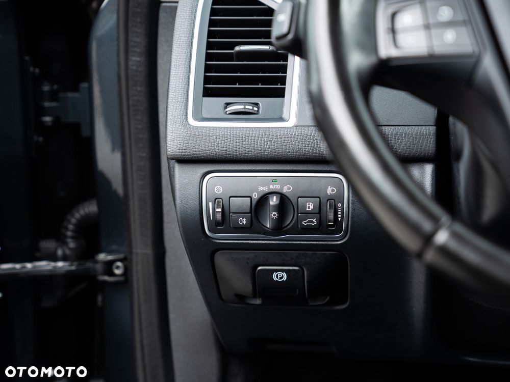 Volvo XC 60 D3 Geartronic Kinetic - 33