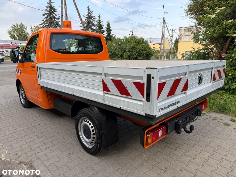 Volkswagen Transporter - 4