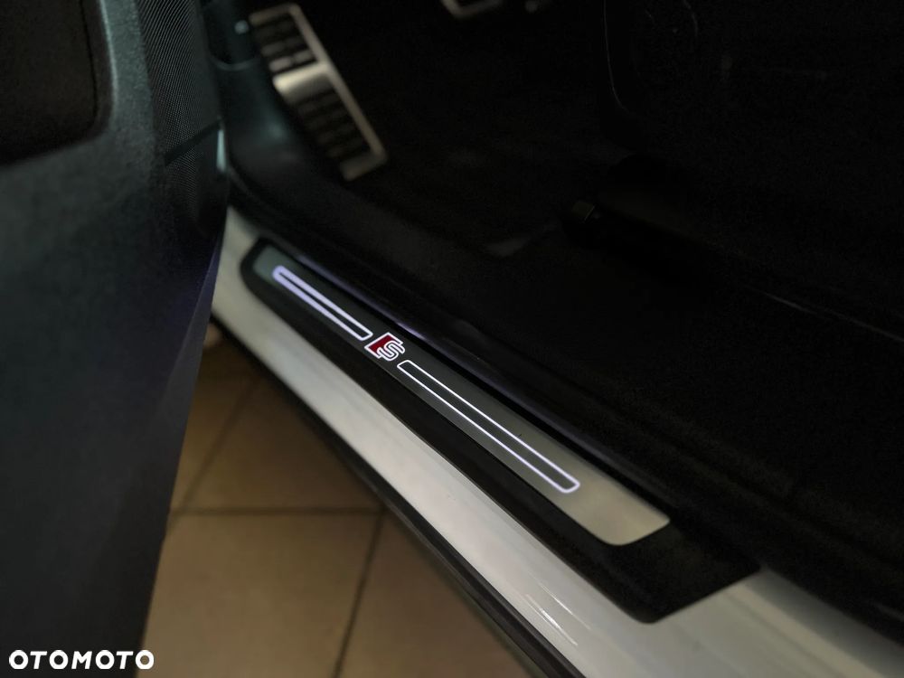 Audi Q3 45 TFSI e S Line S tronic - 27