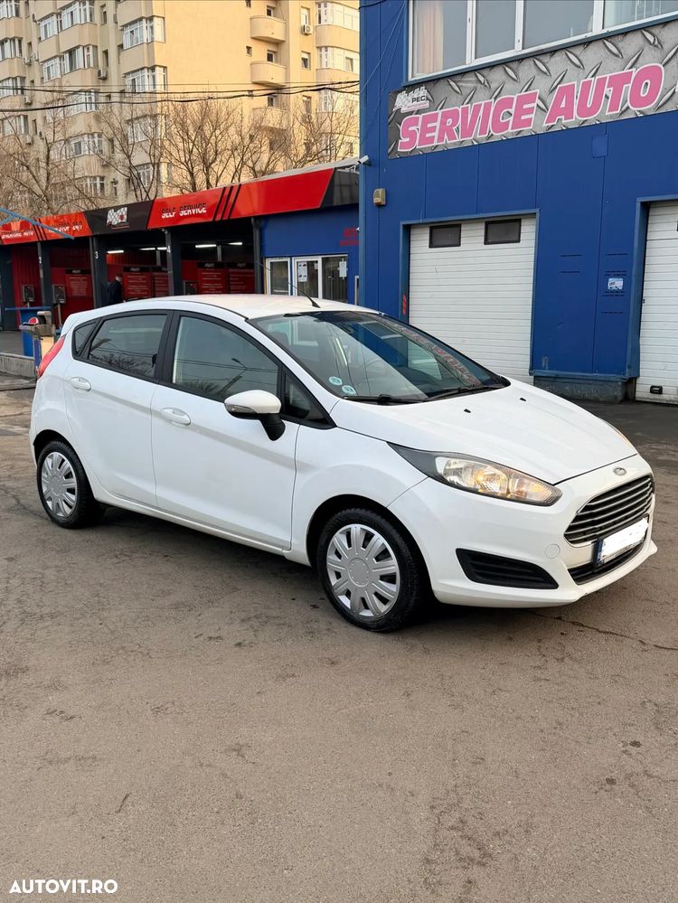 Ford Fiesta - 2