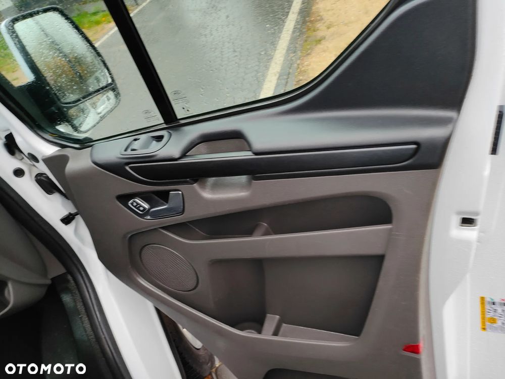 Ford TRANSIT CUSTOM 2020r 2,0 TDCI 130KM AUTOMAT L2H1 LONG DUBEL DRZWI EURO 6 LEDY CENA BRUTTO VAT 23% - 28