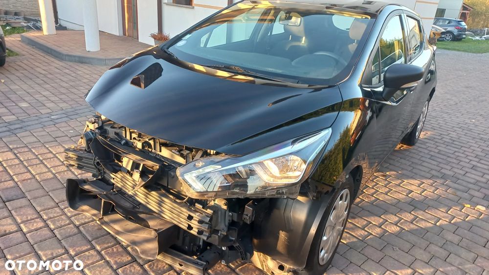 Nissan Micra 2017 photo 2