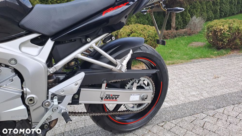 Yamaha FZ - 33