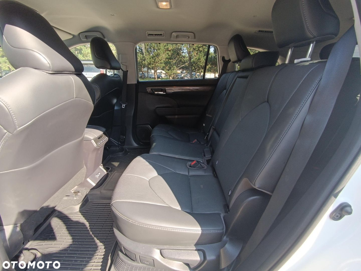 Toyota Highlander - 8