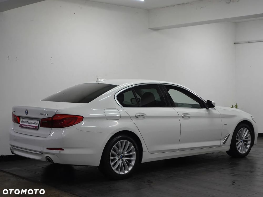 BMW Seria 5 520d xDrive Luxury Line - 8