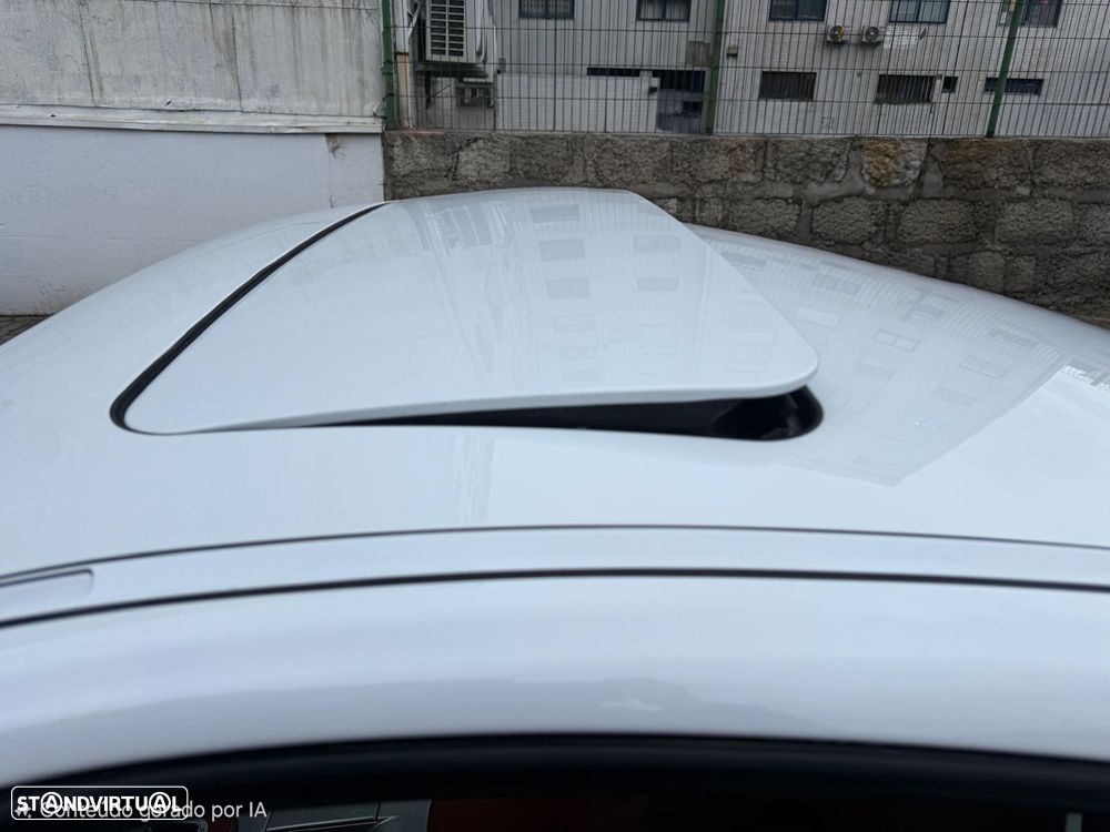 Porsche 911 (997) Carrera Tiptronic S - 14