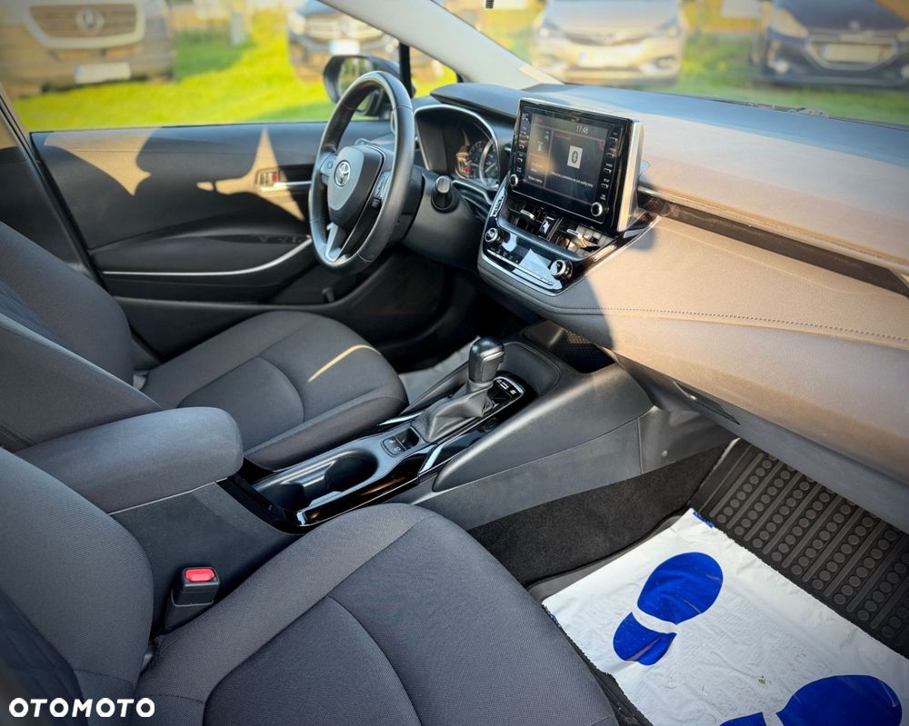 Toyota Corolla - 16