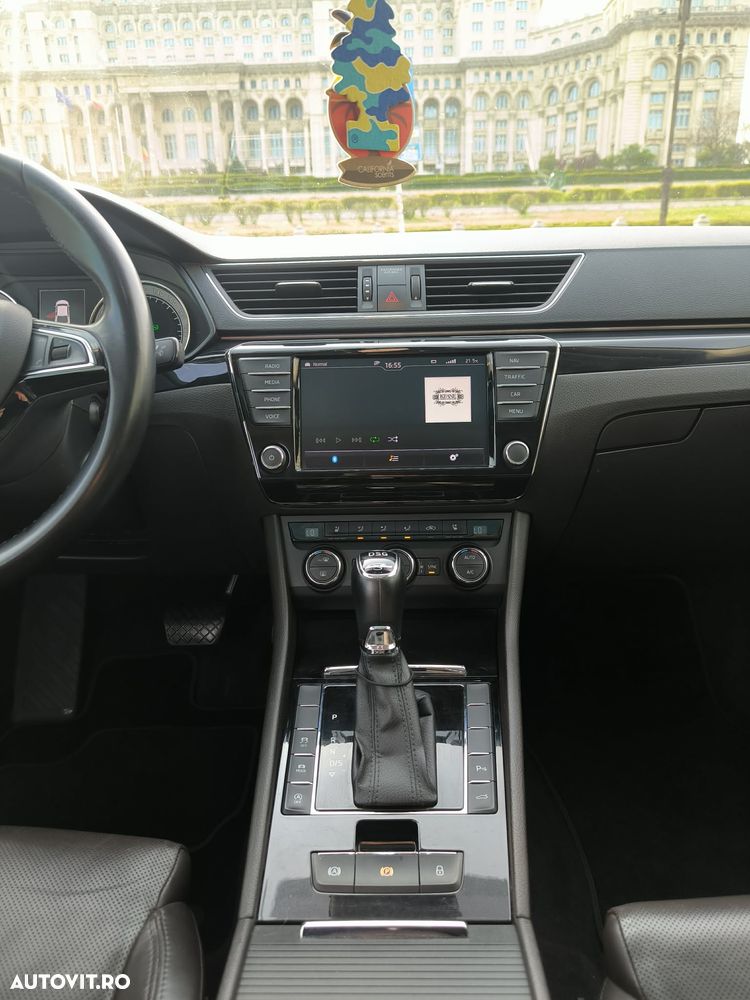 Skoda Superb 2.0 TDI DSG Laurin & Klement - 10