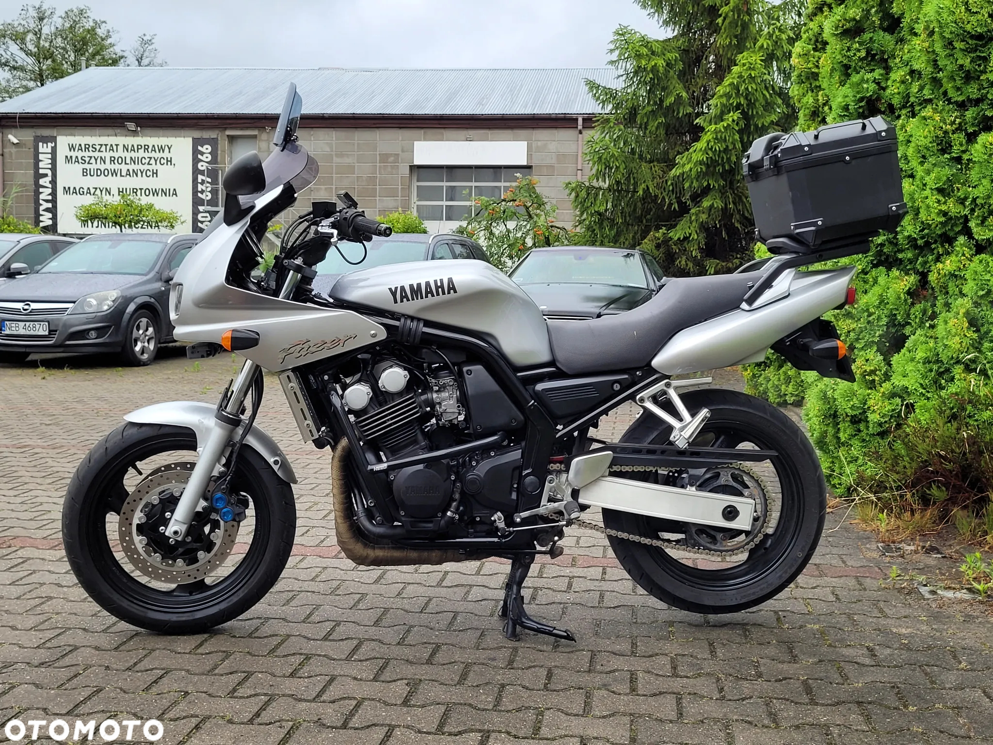 Yamaha FZS - 19