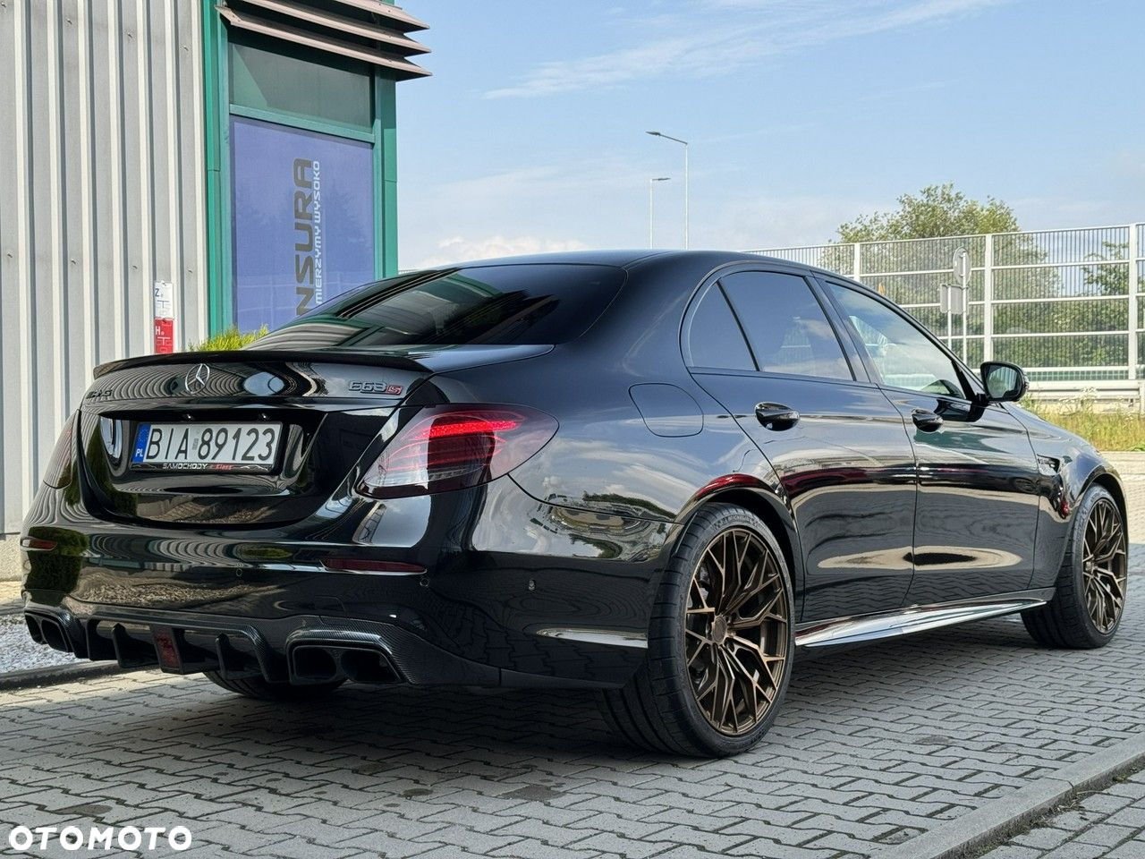 Mercedes-Benz Klasa E AMG 63 4Matic AMG Speedshift 9G-MCT - 5