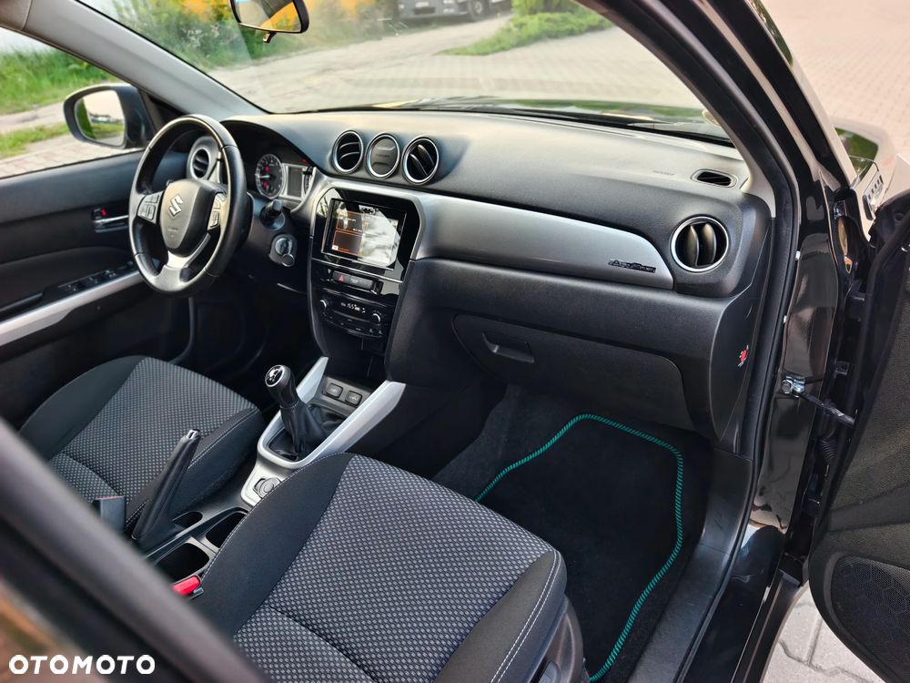 Suzuki Vitara 1.6 (4x4) Allgrip Comfort+ - 18