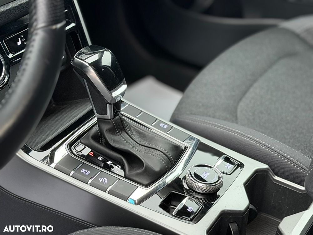 SsangYong Korando 1.6 e-XDi 2WD Aut. Onyx - 4