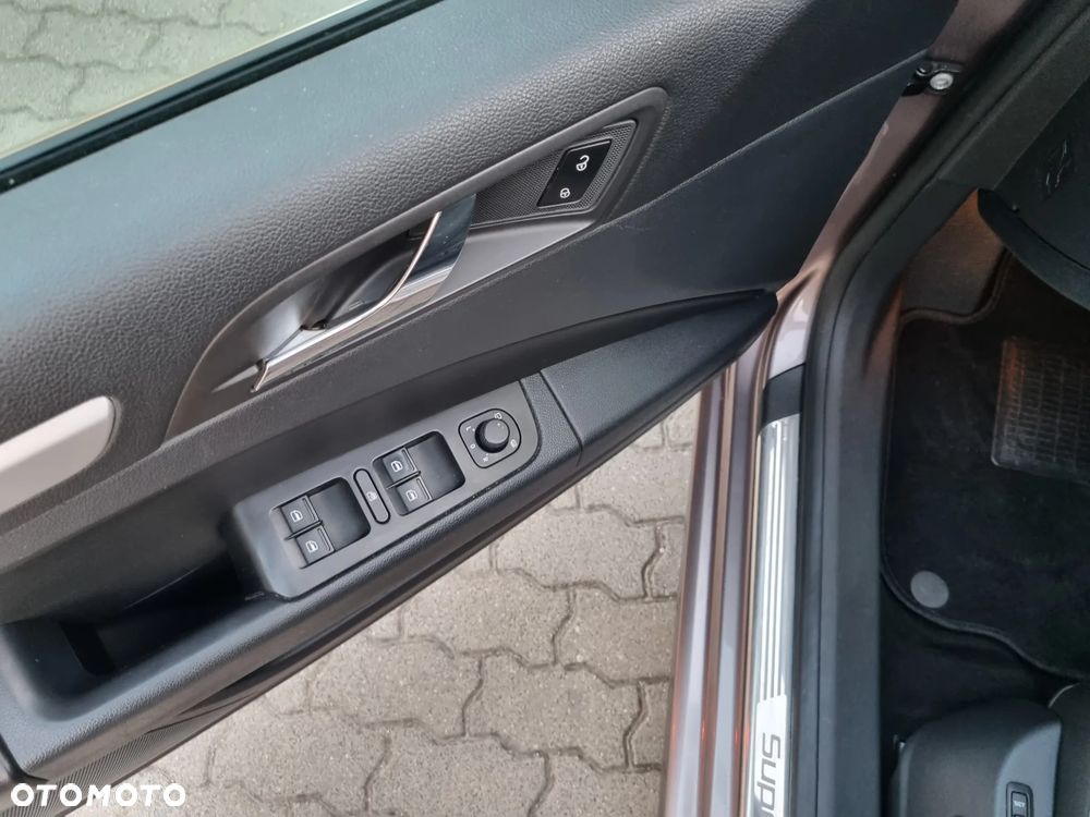 Skoda Superb 2.0 TDI Elegance DSG - 19