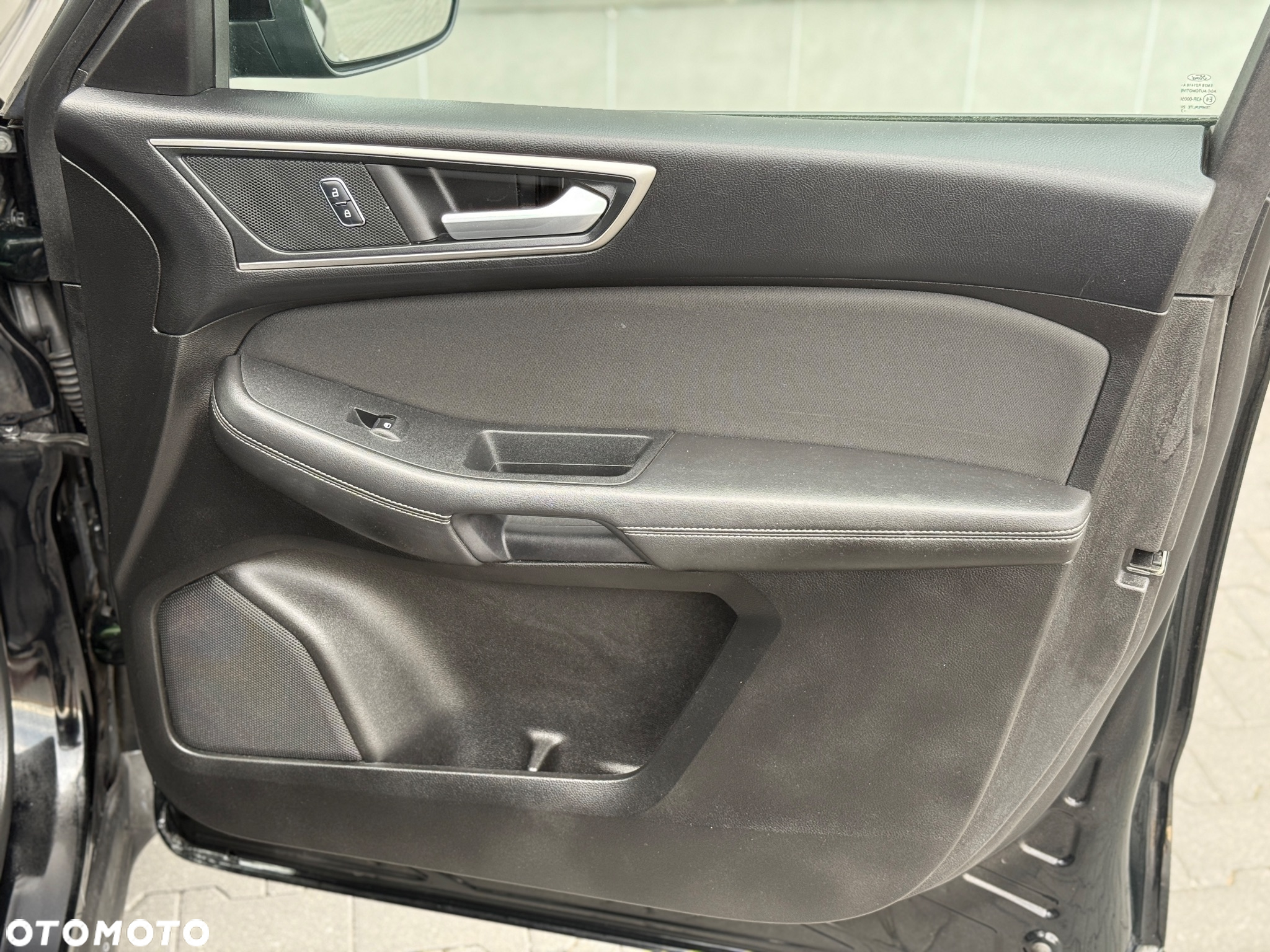 Ford S-Max - 35