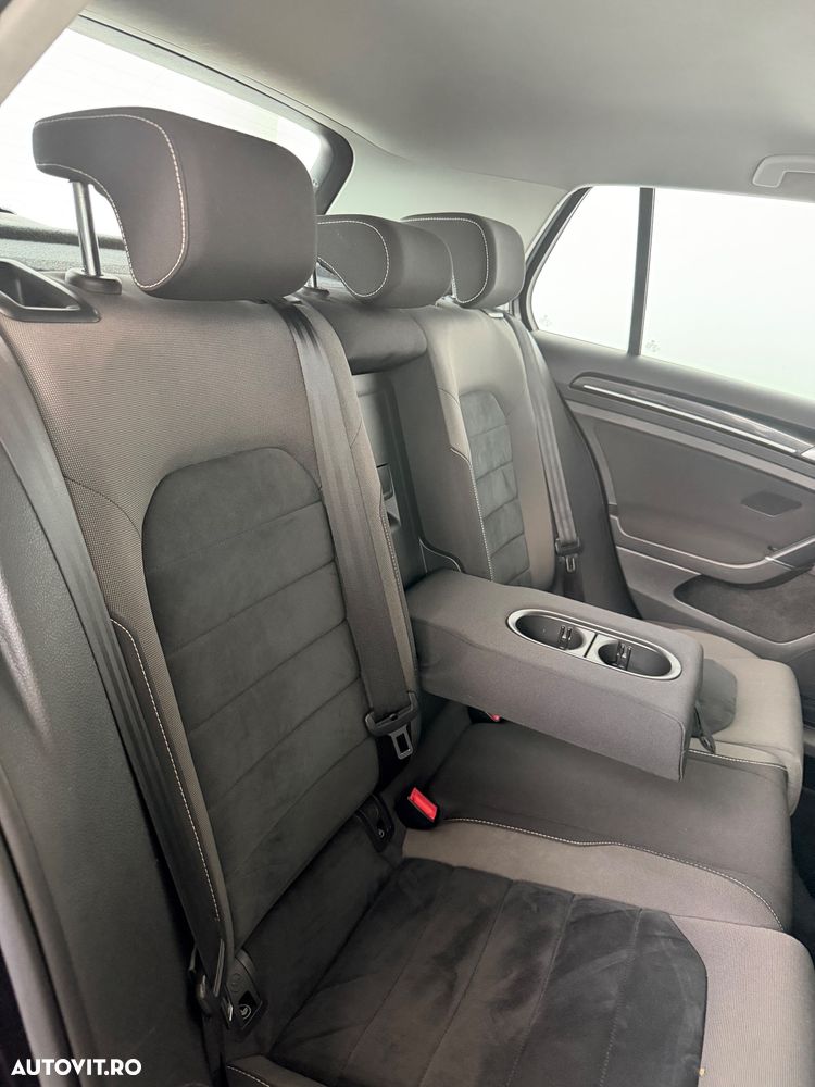 Volkswagen Golf 1.0 TSI BlueMotion DSG Trendline - 33