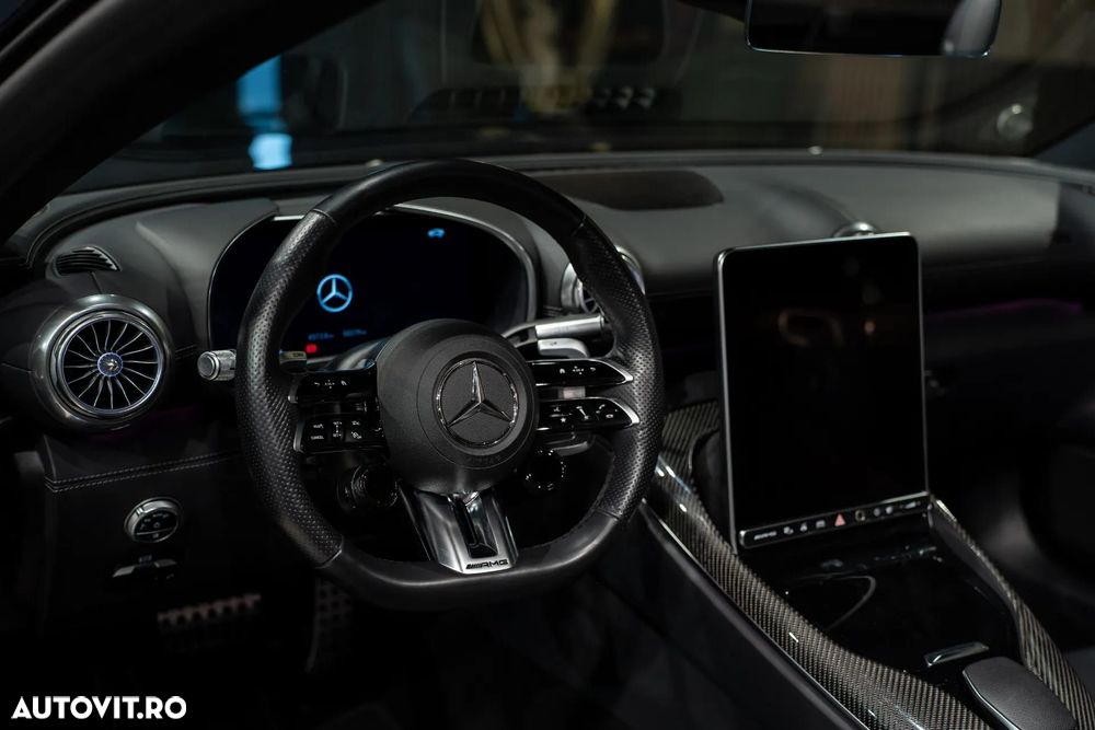 Mercedes-Benz SL 63 AMG - 38