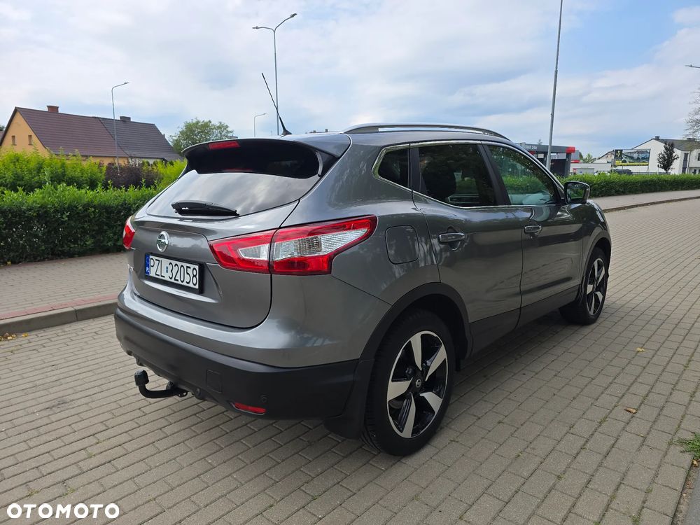 Nissan Qashqai - 4