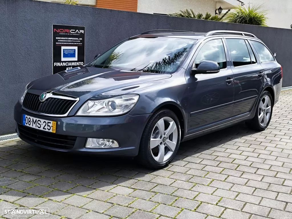 Skoda Octavia Break 1.6 TDi Sportline - 9