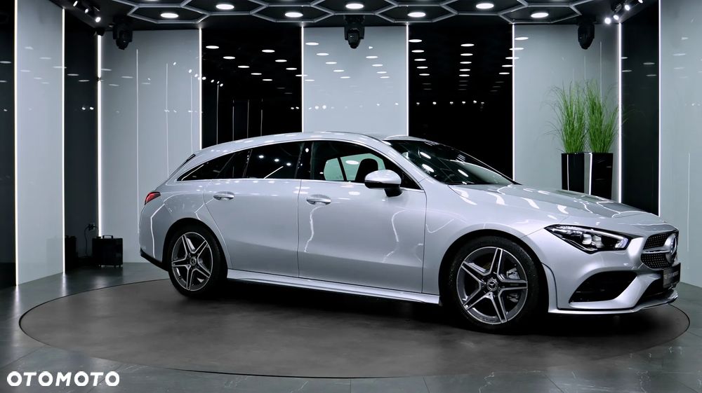 Mercedes-Benz CLA 200 AMG Line 7G-DCT - 12