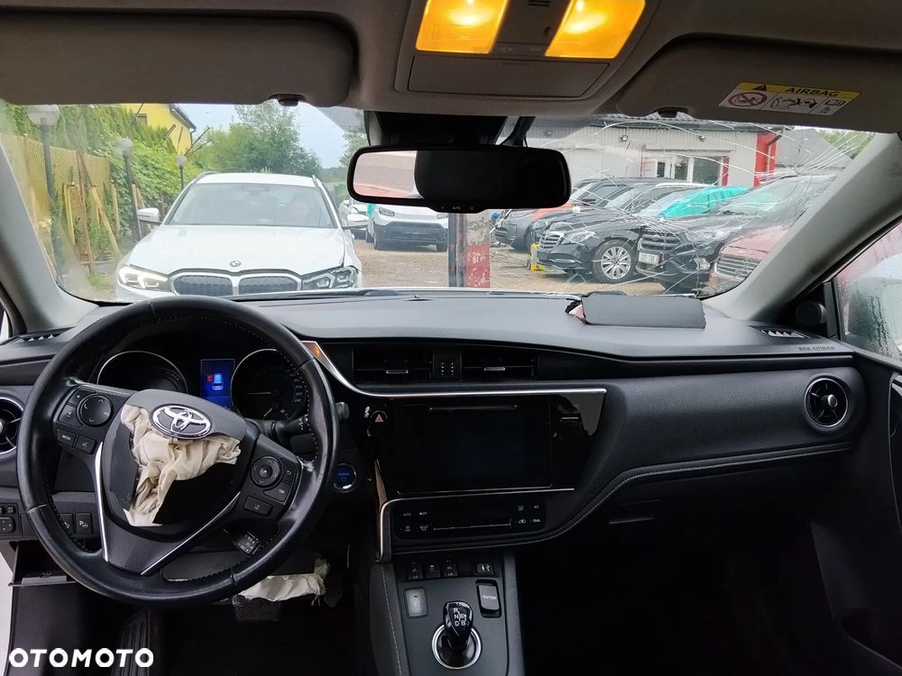 Toyota Auris Hybrid 135 Premium - 5