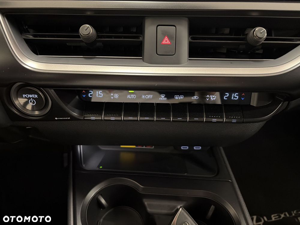 Lexus UX 250h GPF Business 2WD - 16