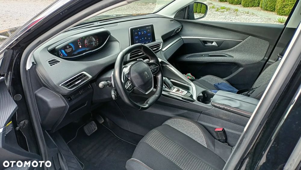 Peugeot 3008 1.6 BlueHDi Allure S&S EAT6 - 12