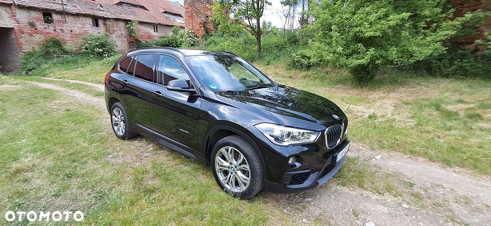 BMW X1 xDrive20i Advantage sport - 9