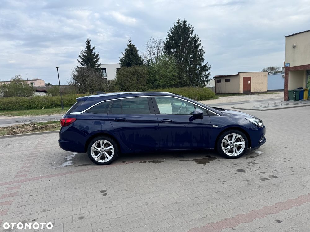 Opel Astra 1.6 CDTI Elite S&S - 32