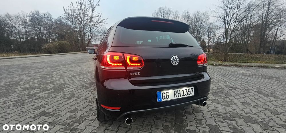 Volkswagen Golf 2.0 GTI DSG - 20