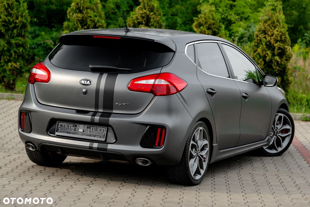 Kia Ceed 1.6 T-GDI GT - 18