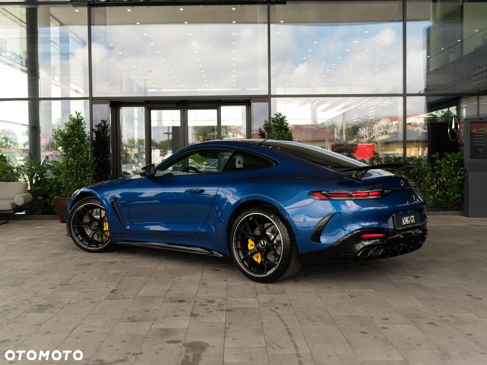 Mercedes-Benz AMG GT - 9
