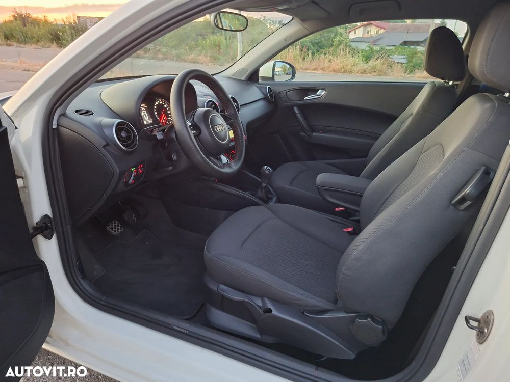 Audi A1 1.2 TFSI Attraction - 7