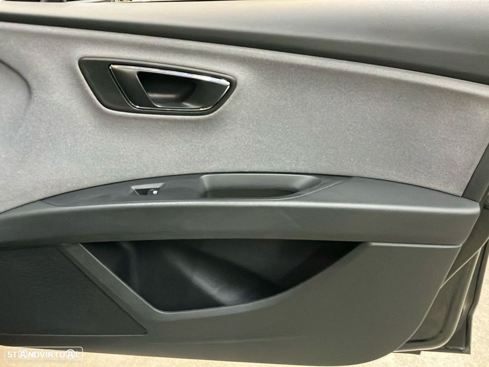 SEAT Leon ST 1.6 TDI Style S/S - 23