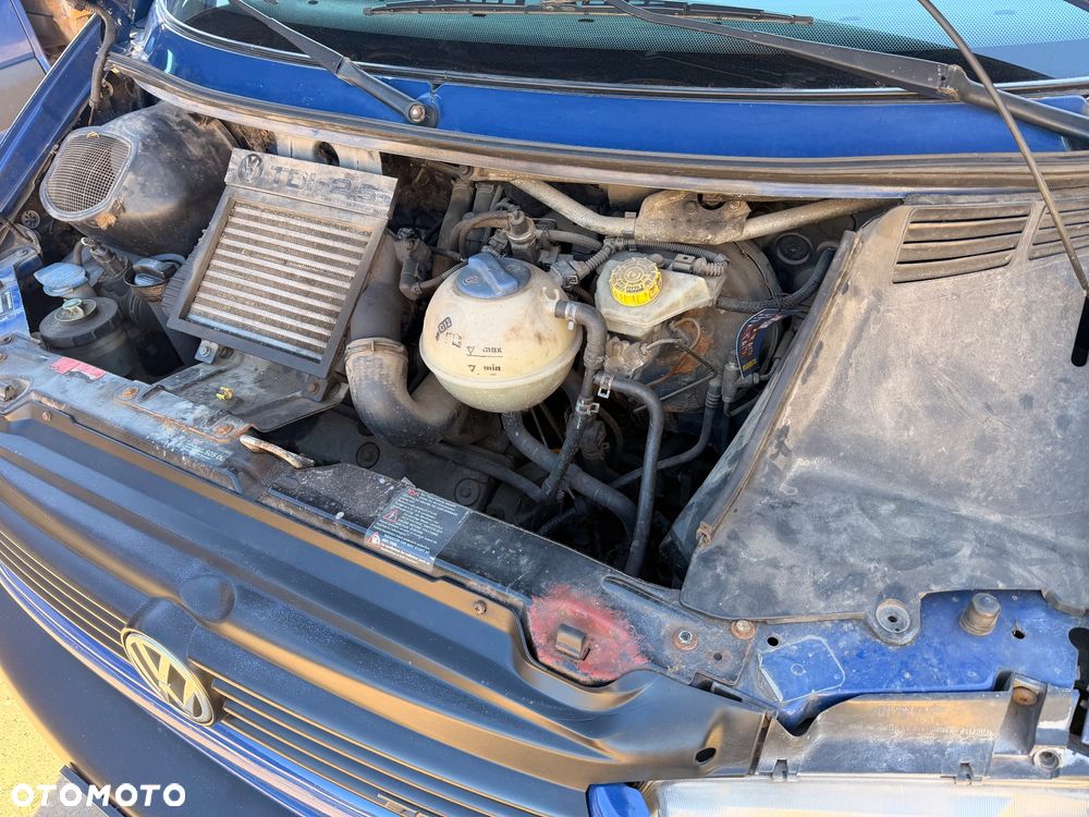 Volkswagen Transporter - 11