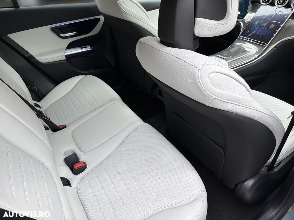 Mercedes-Benz GLC Coupe 300 e 4Matic 9G-TRONIC AMG Line Advanced - 14