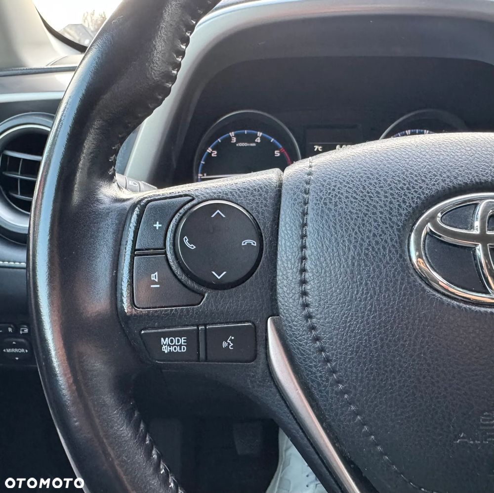 Toyota RAV4 - 14