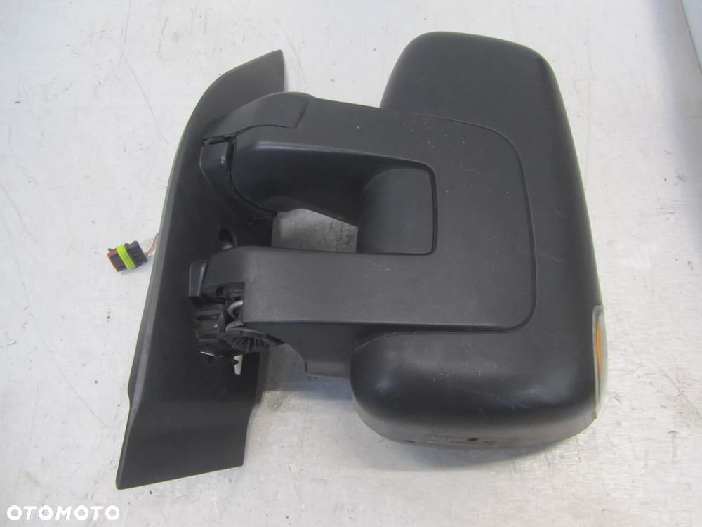 Lusterko Lewy Przód UK Iveco Daily 2014- - 3