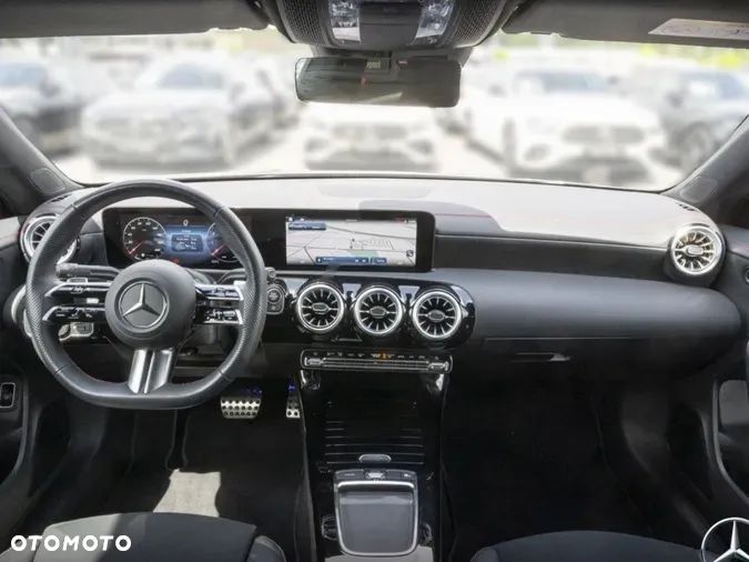 Mercedes-Benz CLA 200 AMG Line 7G-DCT - 5