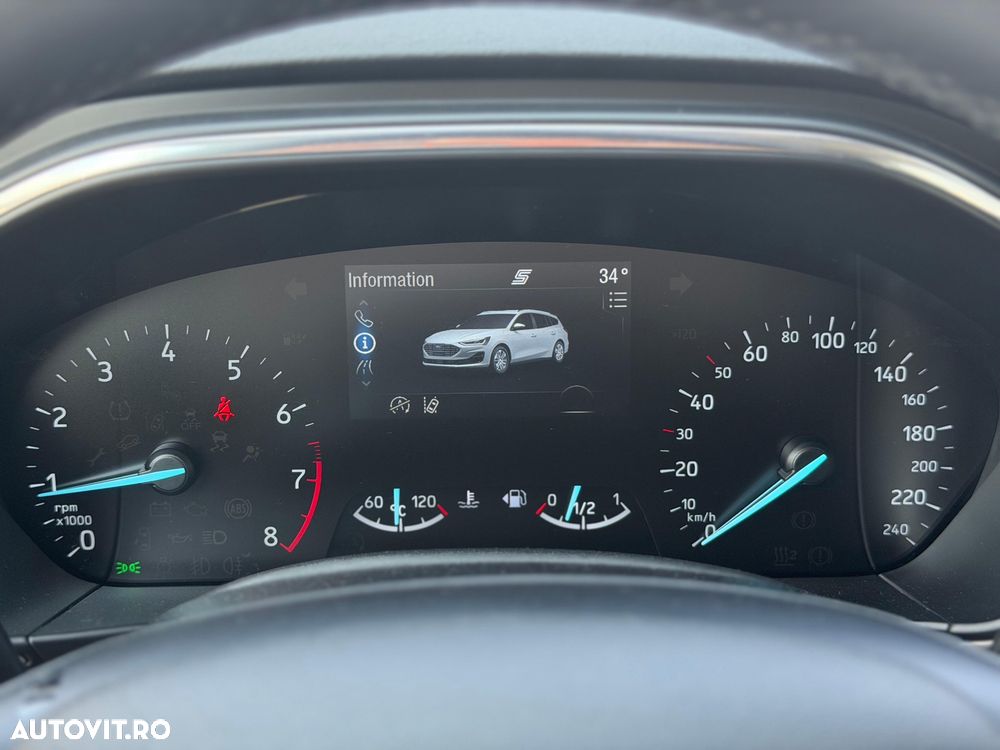 FORD Focus 2022 — imagine 35