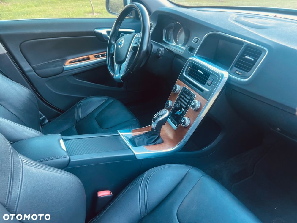 Volvo S60 - 18