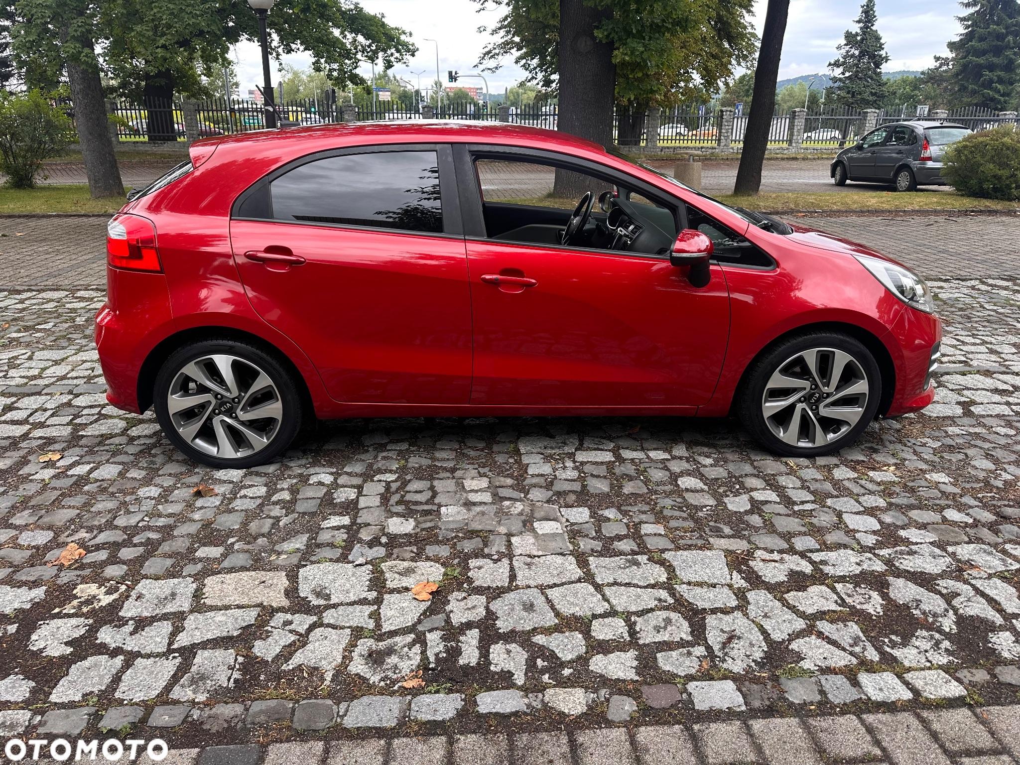 Kia Rio 1.4 Business Line - 36
