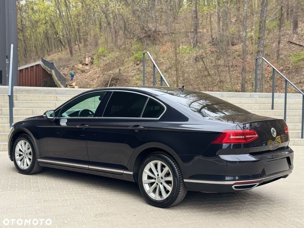 Volkswagen Passat 2.0 TDI SCR DSG Highline - 15