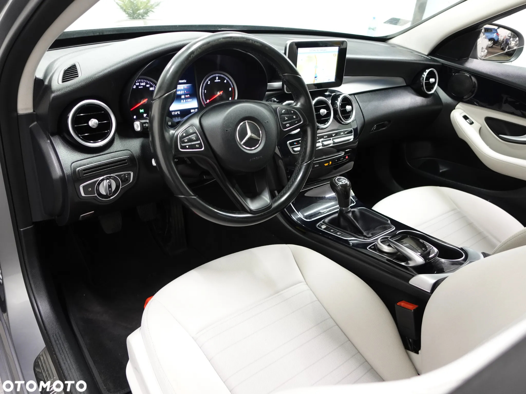 Mercedes-Benz Klasa C 180 (BlueTEC) d T - 21