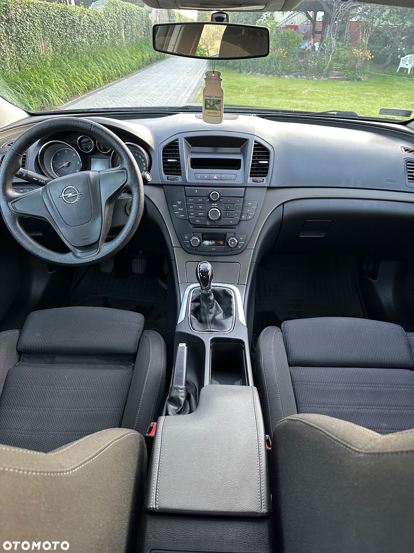 Opel Insignia 2.0 CDTI - 9