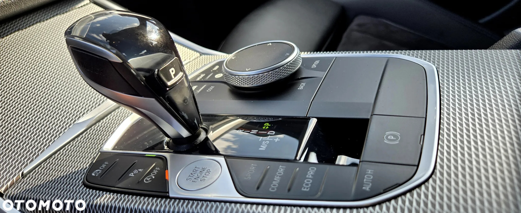 BMW Seria 3 330i M Sport - 35