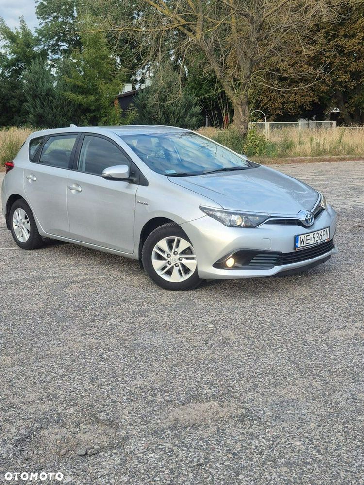 Toyota Auris - 2