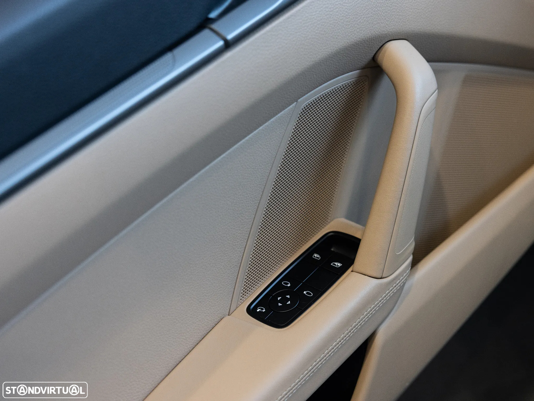 Porsche 911 (992) Targa 4 PDK - 32