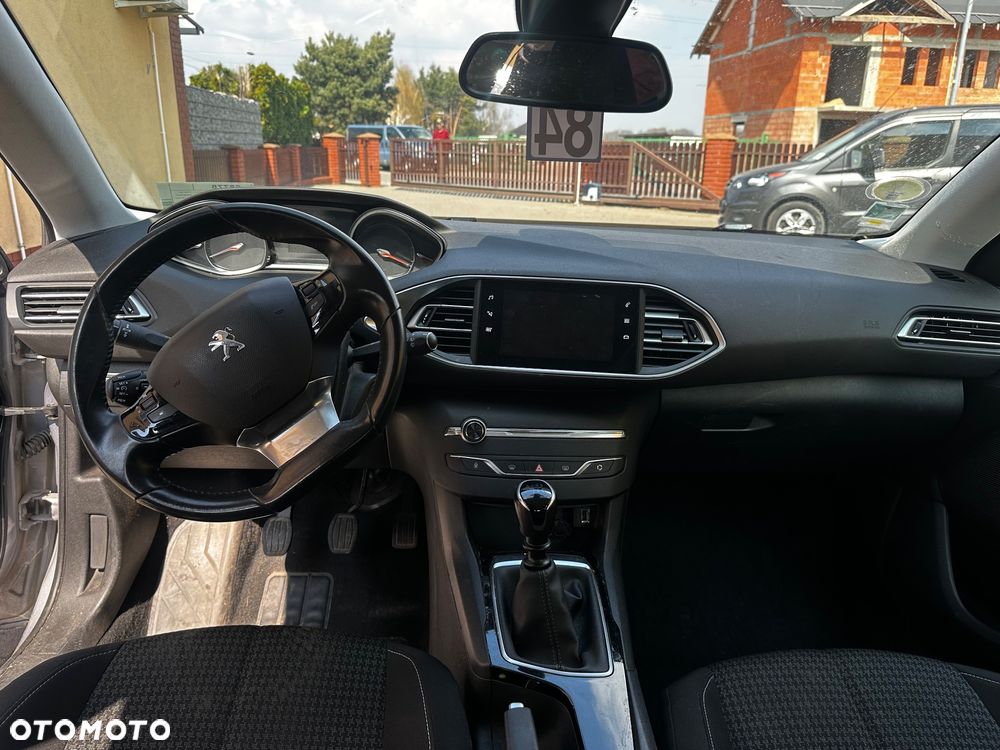 Peugeot 308 BlueHDi FAP 130 Stop & Start Active Pack - 8