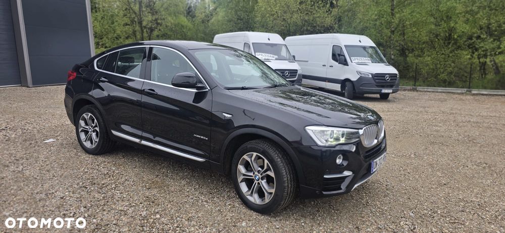 BMW X4 xDrive20d Advantage - 4