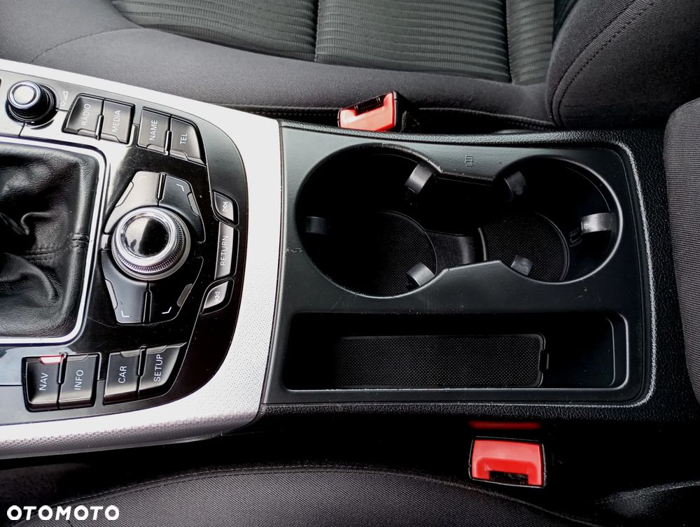 Audi A4 Avant 2.0 TDI 116g DPF Attraction - 25